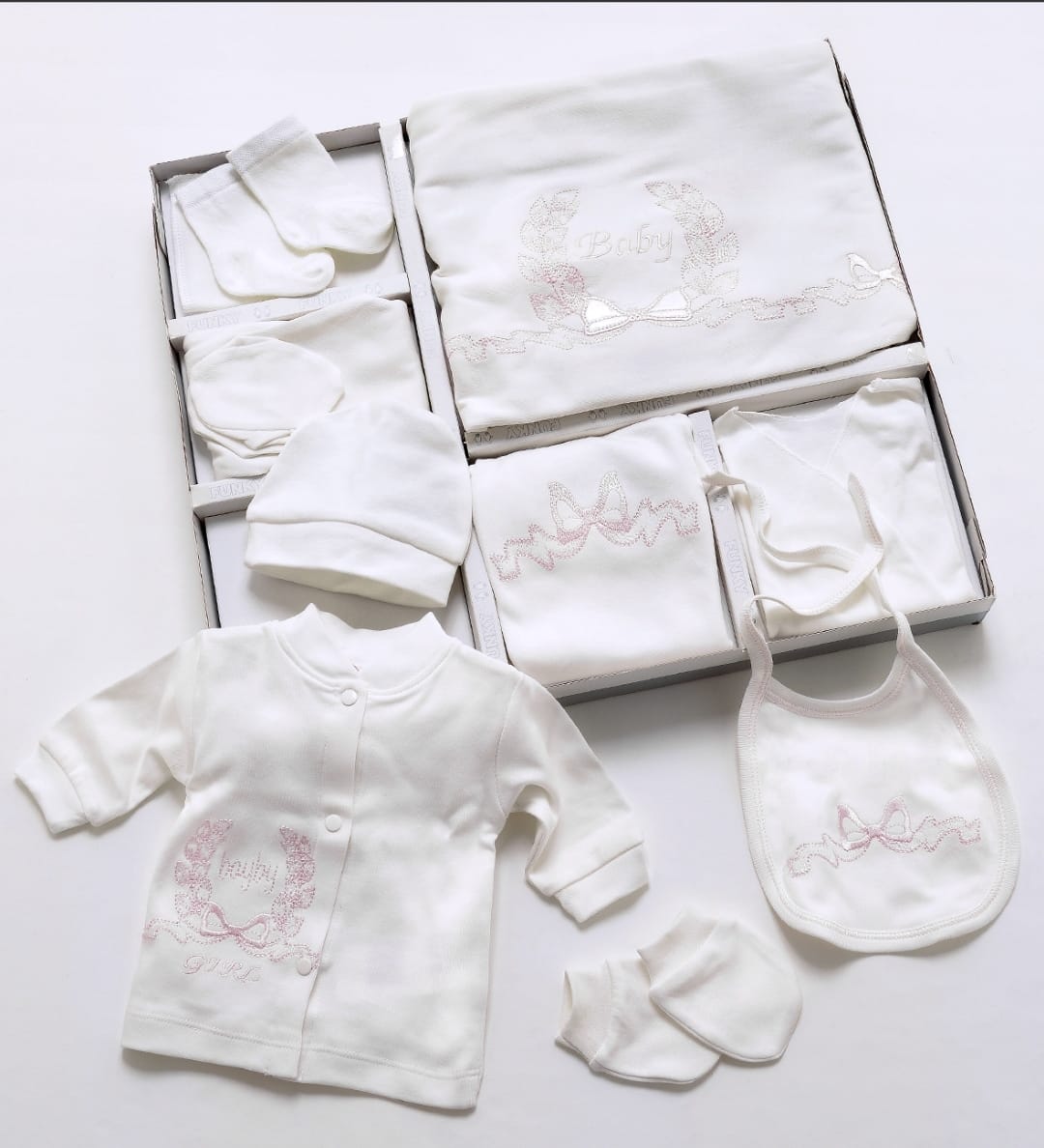 5 PCS BEBÉ RECIEN NACIDO - CATALINA RODRIGUEZ